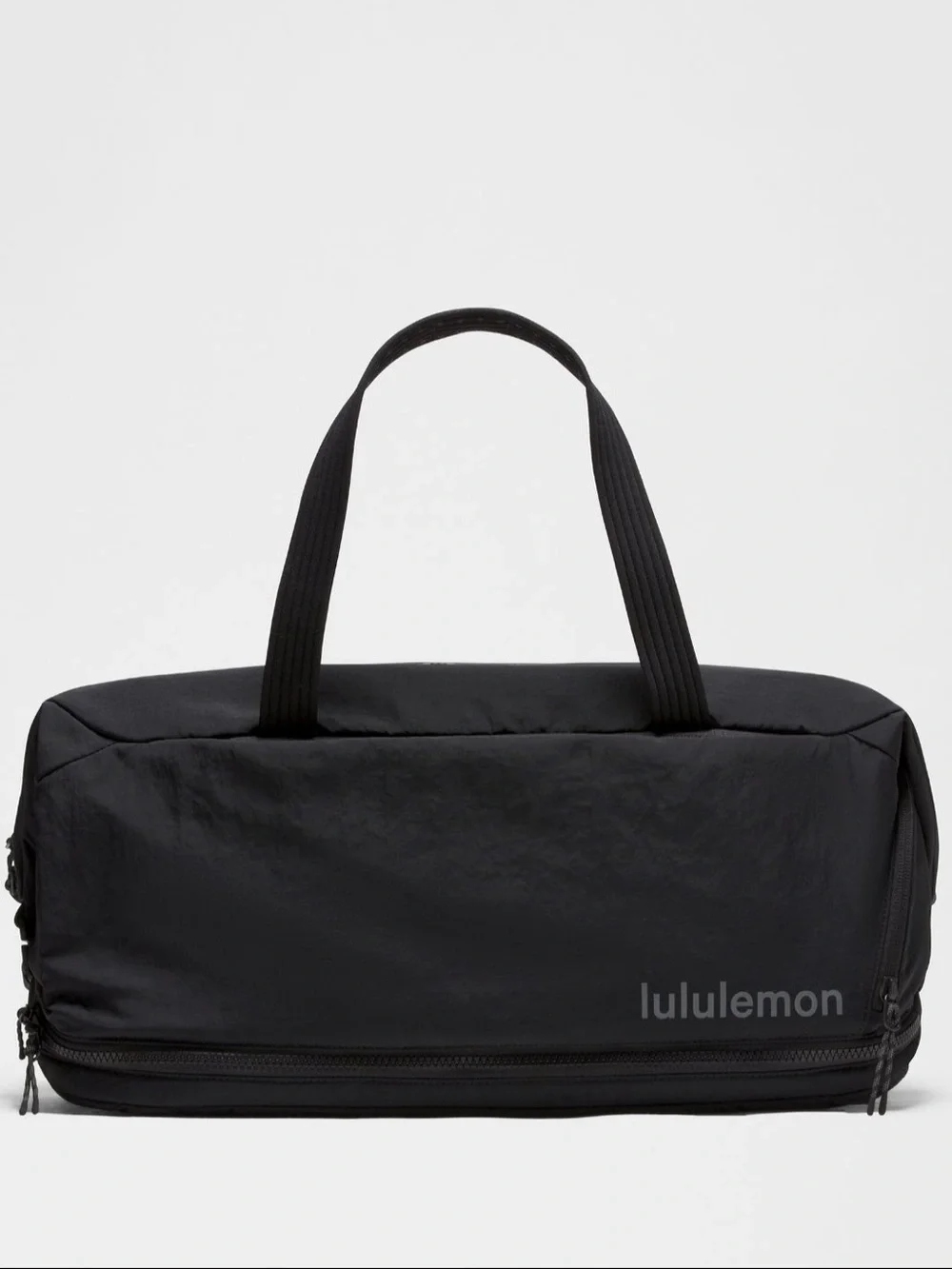 Lululemon 3-in-1 Gym Duffel Bag - 30L